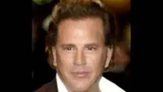 Mickey Rourke *Unstretched* - virtual face morph