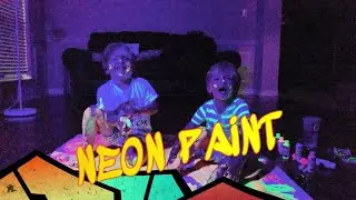 Neon paint with Kids - Learning Colors with Max & Leo!