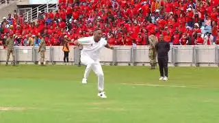 Ukhuzani uhlanyise abantu eMabhida kwachwaza inkundla yonke.