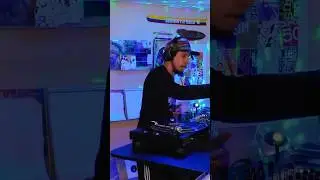 Mr Ni&ntilde;o - Ecos De Colombia full video on @eldiscrayao #cumbia #colombia #dj #charanga