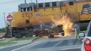 30 Most Shocking Train Crashes Caught On Camera! 🚂💥