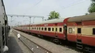 Nizamuddin-Pune AC Special