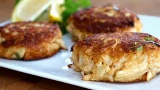 Crab Cakes Recipe : How to Make Crab Cakes