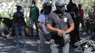 Gantye sa depase grav,gang yo fe anpil dega se kout bal kap tire nan moman an