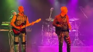 Def Leppard’s Journey - Escape