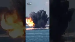 Безумные камикадзе-катера взрывают корабли