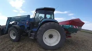 Sulky Fertilizer Spreader