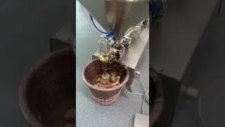 High viscosity materials filling machine with air pressurized system