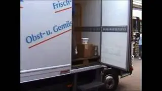 Klapptritt mit automatischer Verriegelung