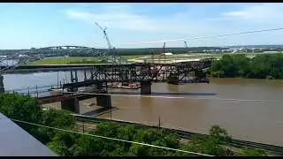 Timelaspe - 2nd Hannibal Railway Bridge - Swing Span Closing. #railway #bridge #tourism #kc