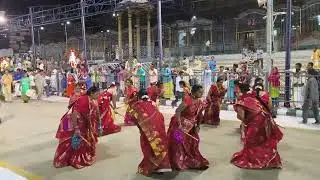 GARUDA SEVA KOLATAM  IN TIRUMALA #tirumala #tirupati #LOARDVENKATESWARA #god #kolatam #mahavishnu