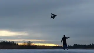 FREILEIN Sea Ghost | Glider Kite | Zero Wind Kite | Indoor Kite | Ultralight Kite | UL Kite