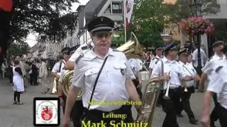 Schützenfest Ratingen   Mitte Aufmarsch zum Platzkonzert 31 07 2010