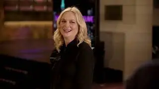 Amy Poehler Meets the New SNL Cast Members