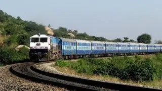 मंडे सुबह की ट्रेन यूपी वाराणसी
