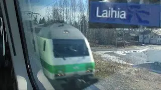 Finland: Laihia (near Vaasa), VR double-deck InterCity train passing hauled by an Sr2 electric loco