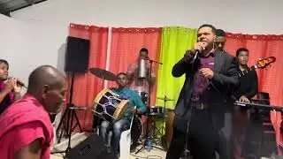 Coro Pentecostal de fuego 🔥 ni la tumba, ni la muerte!!