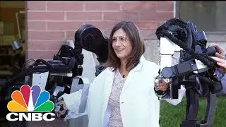 Gain Superhuman Strength With Sarcos' Two-Armed Robot, The Guardian GT Bot | CNBC