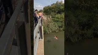 4 guys one chair #bridge  #fail  #bridgejumping  #flip  #chair   #backflip