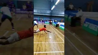 what a dive 🤯🔥 #badminton #badmintonindonesia #shorys