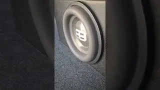 Fiz a troca por um FB &aacute;udio de 12 850 rms &oacute;timo sub