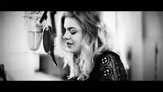 Louane - Maman  ( clip officiel 2015 Version ) Eurovision 2025 / Chambre 12