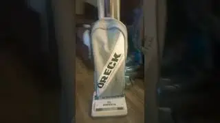 this is my famous 1994 oreck XL that needed bags in a belt