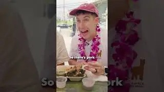 Two Brits try Hawaiian Lau Lau for the first time!