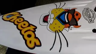 Рэнди рассказывает нам о гонках на радиоуправляемых лодках Cheetos в Лас-Вегасе в мае 2025 года.