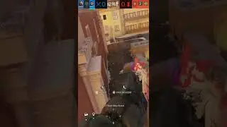 R6 fall glitch on Kafe Dostoyevsky #gaming