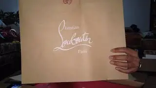 Unboxing Christian Louboutin FAV Low Top Sneaker.