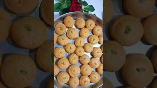सिर्फ दो चीजों से 1kg मावा पेड़ा घर पर बनाएं।Mava Peda Recipe #shorts #shortsvideo