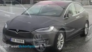 Helfoliering Tesla
