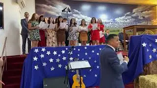 6 Canta juventud Clase Portales en Navidad 2025