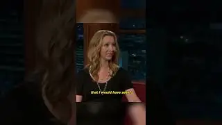 Lisa Kudrow Shares HILARIOUS Green Card Story