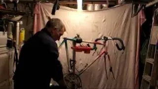 Bike Maintenance - Part 1 - The stripdown. 30 Year Old Harry Hall Road Bike - TOTAL - rebuild