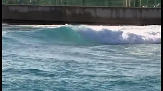 The Wave: Inland surfing lake opens near Bristol (UK) - BBC News - 25th October 2019