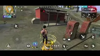 Bu gün free fire oynadım ama bir əlnən