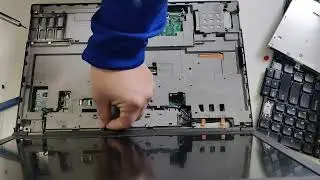 How to disassemble Lenovo ThinkPad W540/W541/T540p