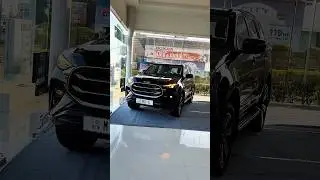 New Isuzu MU X Premium SUV 2025 Comfortable Interior Exterior