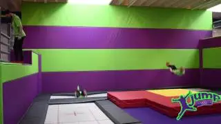 XJump Trampolinpark - XWalkingWall
