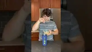 i made the most disgusting smoothie and gave it to my friend. #shorts