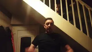Dabbing dad
