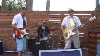 The Midnight Surf  - Apache