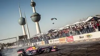 F1 Car live & loud on the streets of Kuwait City.