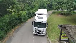 Crash test Fimi X8 SE 2022 або як я програв битву з деревом