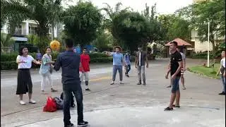 Playing volleyball 🏐 with foreign classmates and teacher. 2018 batch 😂🤣✌️✌️#Qionghai_Seabeach
