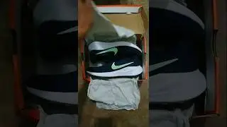 Nike revolution 7 unboxing 👟🤟🏻 #nikeshoes #nikerevolution7 #runningshoes #bestrunningshoes