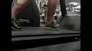 Running with Inov-8 XTalon 212 shoe - Course avec la chaussure XTalon 212 de Inov-8