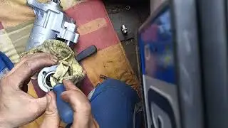 Part 2. Golf 4 1.6 1J AKL Anlasser Ausbau Problem Behebung.